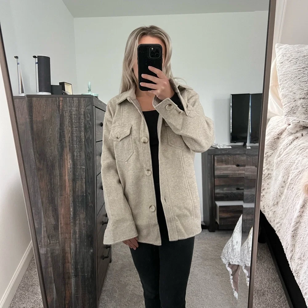 Lulus Shacket - Picture 4 of 6